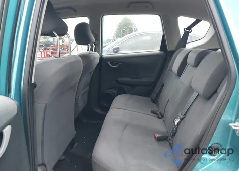 2013 Honda Fit из США, поврежденный, VIN JHMGE8H31DC004963